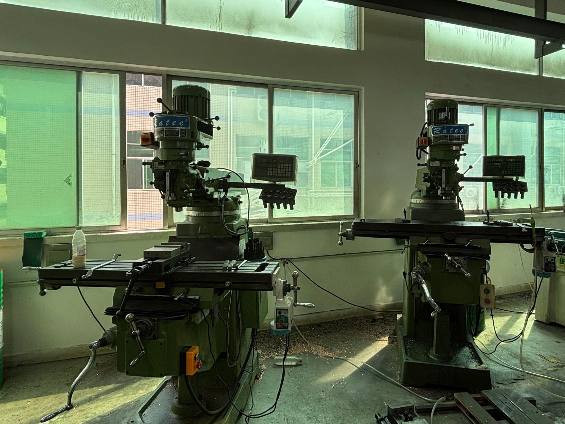 Milling machine